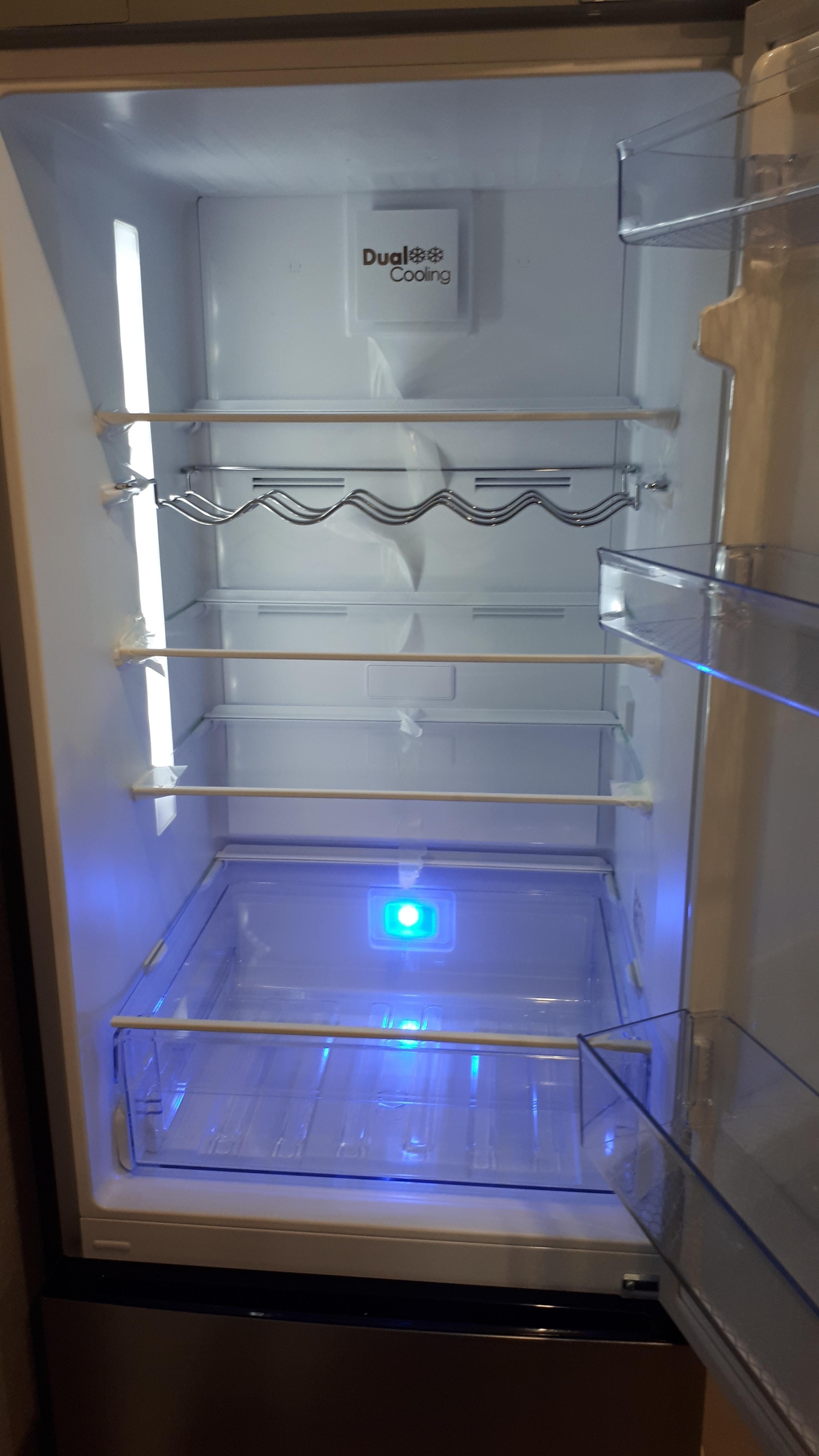 Холодильник Beko cnkdn6356e20w