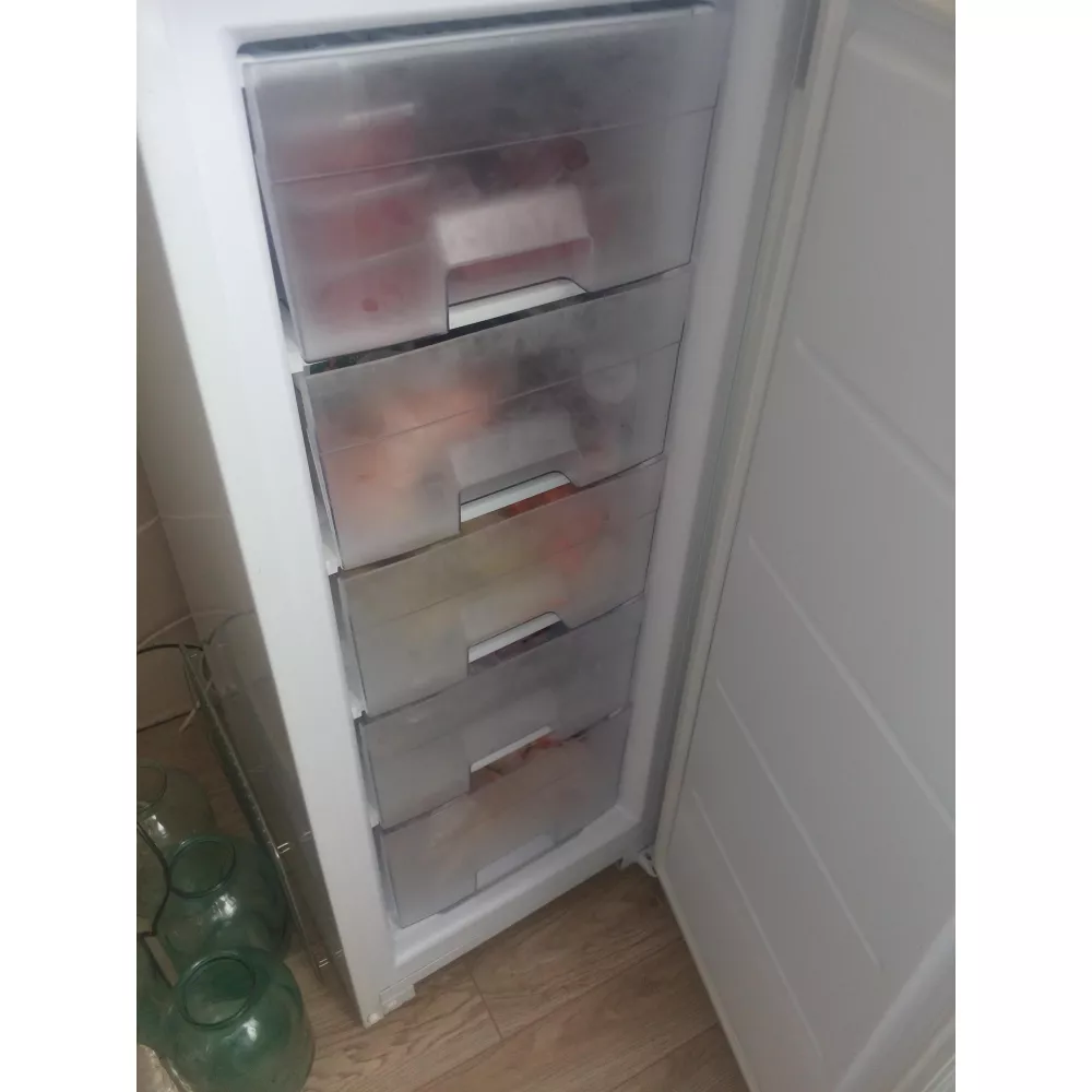 Шкаф морозильный Бирюса 114